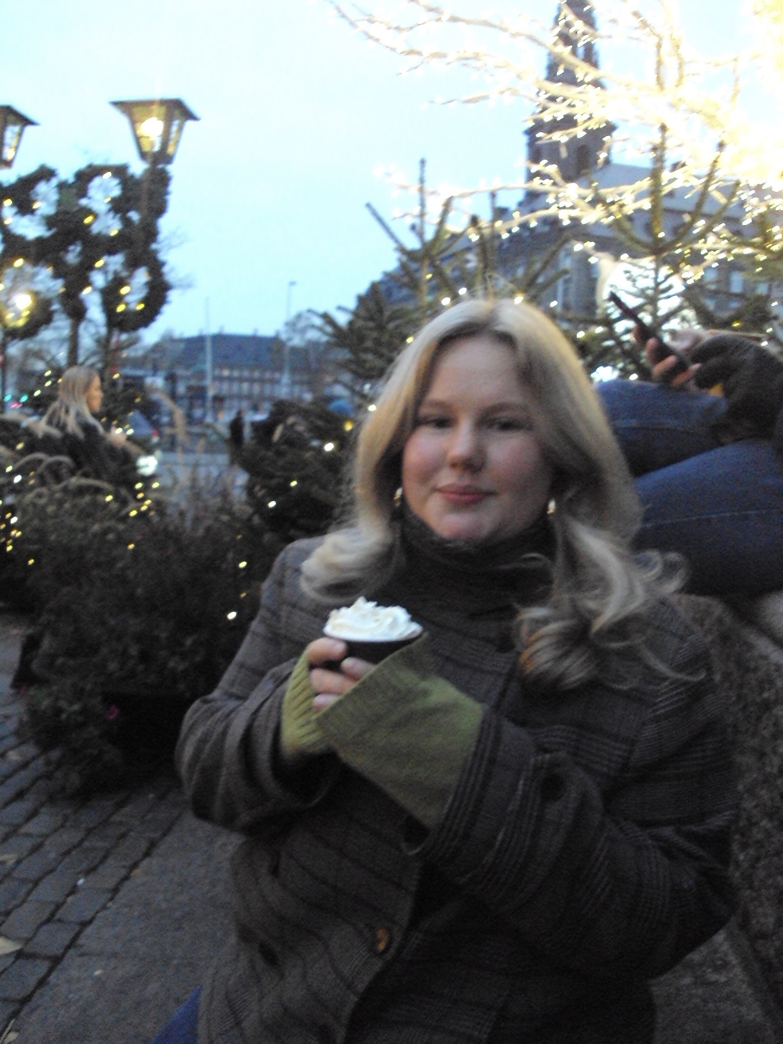 Mirthe, oprichter van MiluSocials